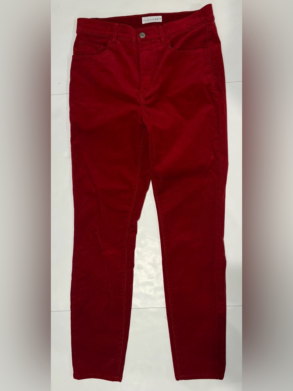 LOFT "Made and Loved" Red Corduroy Pants Size 6 / 28 Skinny Straight